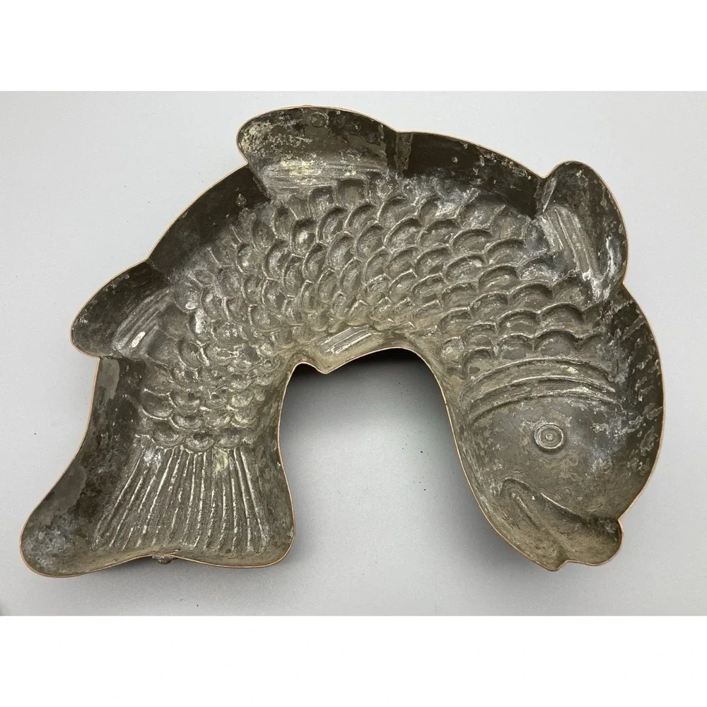 Vintage copper leaping fish mold Germany ?  7  1/2